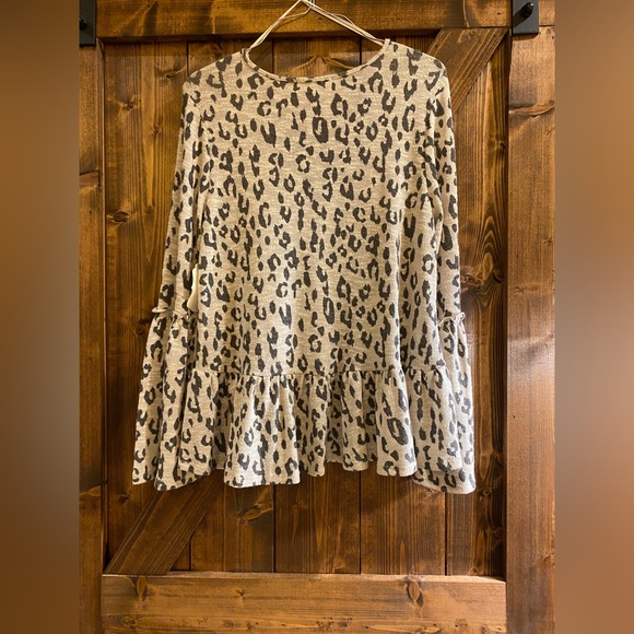 Altar’d State High/Low Pullover Lightweight Sweater Size Small NWT - Picture 2 of 6